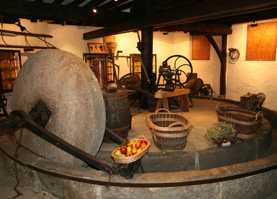 Monumental apple press of Beton-Bazoches, close to Provins