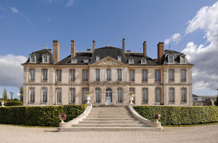 Château de La Motte-Tilly, close to Provins