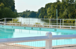 Municipal swimming pool of Bray-sur-Seine, close to Provins