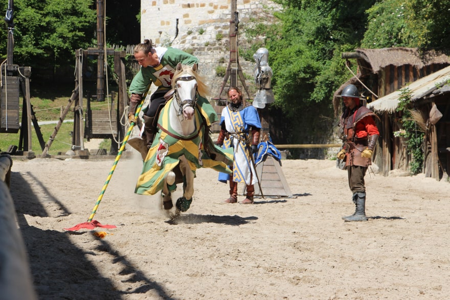 Epées et Donjon, spectacle historique de Provins