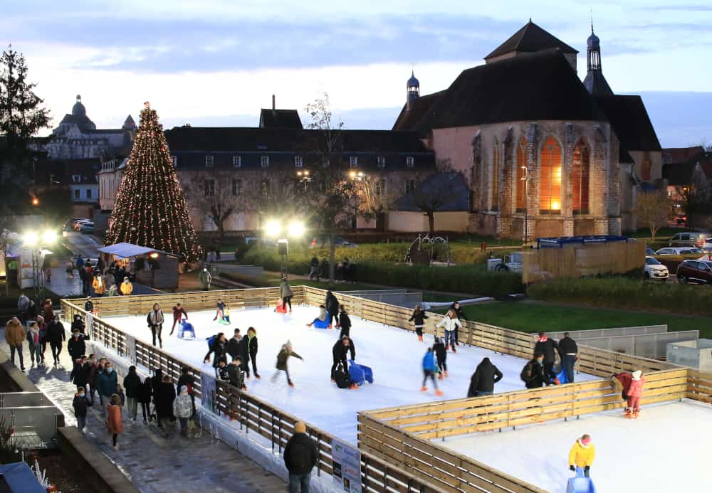 Patinoire éphémère en glace naturelle à Provins