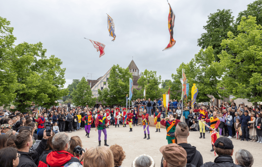 Les Médiévales de Provins, plus grande fête médiévale de France Les Médiévales de Provins, plus grande fête médiévale de France